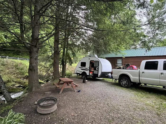 Creekside Mountain Camping Picture 1