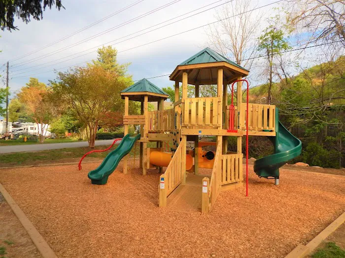 Asheville East KOA Holiday Picture 3