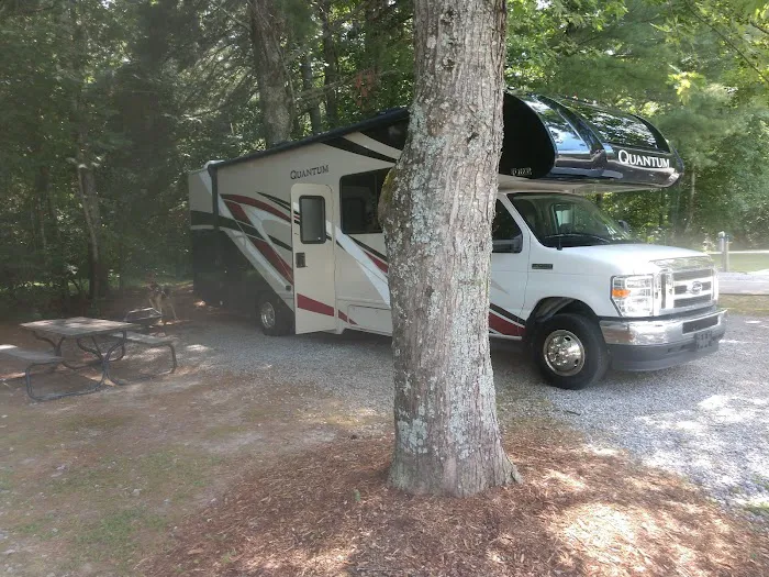 Red Gates RV Park Picture 7