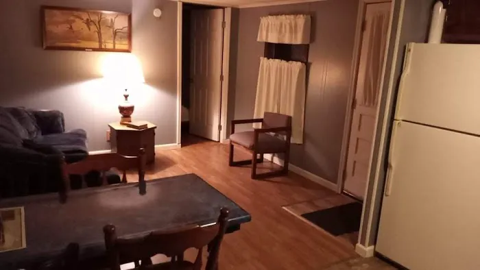 Ceder park rentals Picture 6
