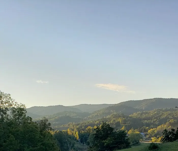 Out on the creek Rv park Picture 7