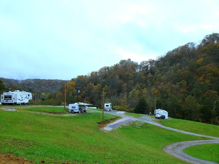 Out on the creek Rv park Picture 1