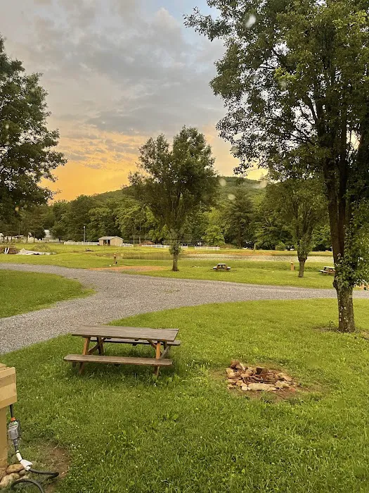 Grand View Ranch and RV Park Picture 4