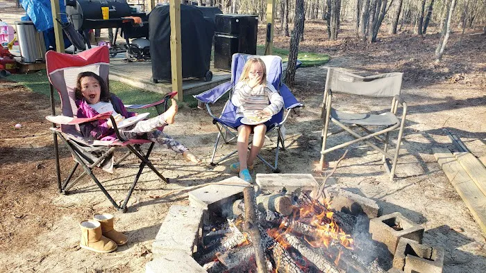 Fluffy's Family Campground Picture 5