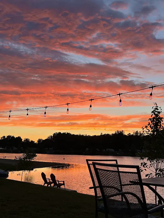 Eagle's Cove RV Resort Picture 7