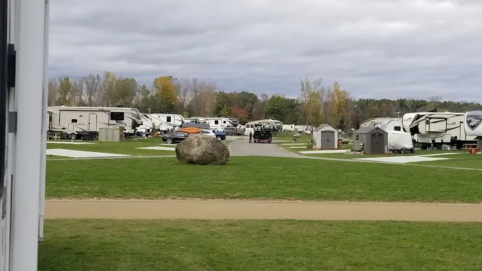 Eagle's Cove RV Resort Picture 8