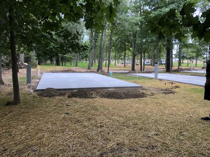 Eagle's Cove RV Resort Picture 6