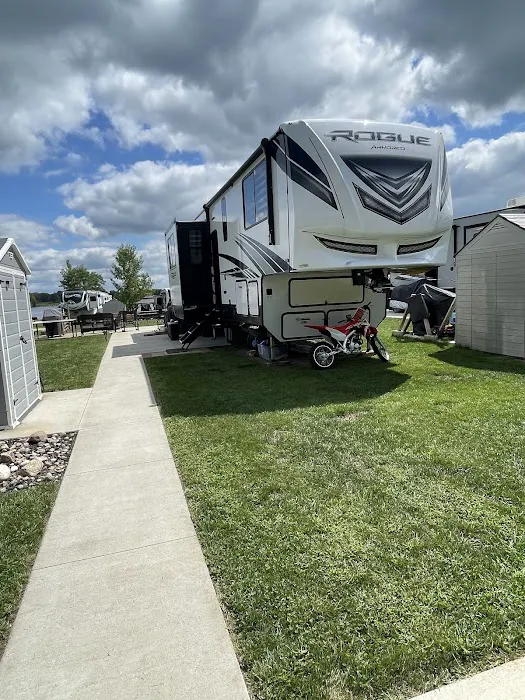 Eagle's Cove RV Resort Picture 1