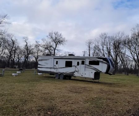 Myers Lake Camping and Cabins