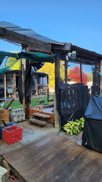 Hasler Lake Campground (private) Picture 3