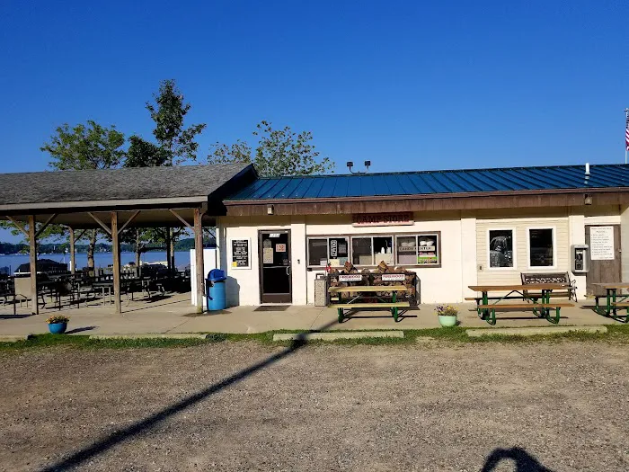 Hilltop Campground Picture 4
