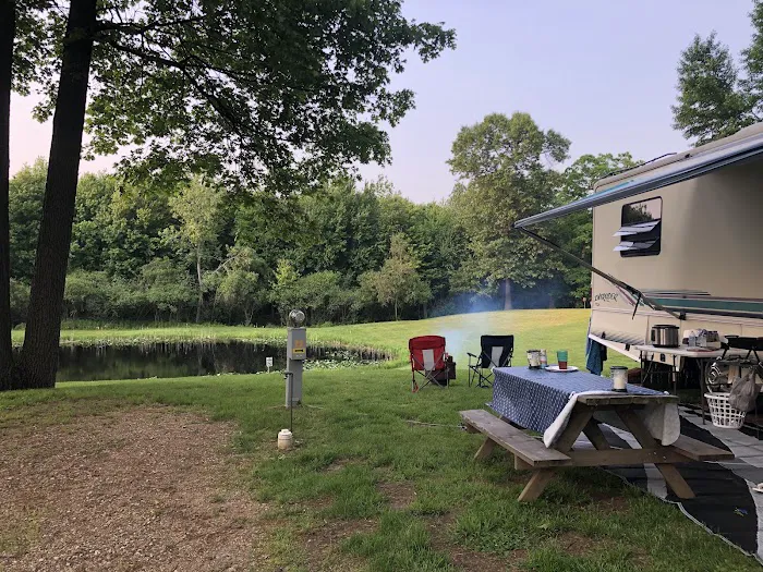 Oak Shores Resort Campground Picture 7