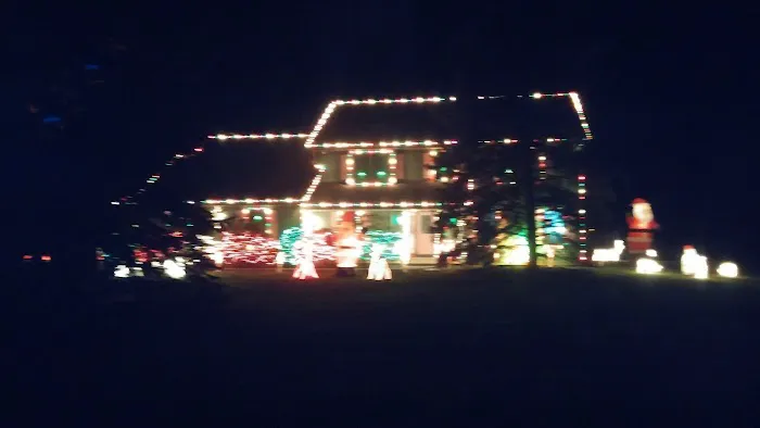 Oak Shores Resort Campground Picture 9