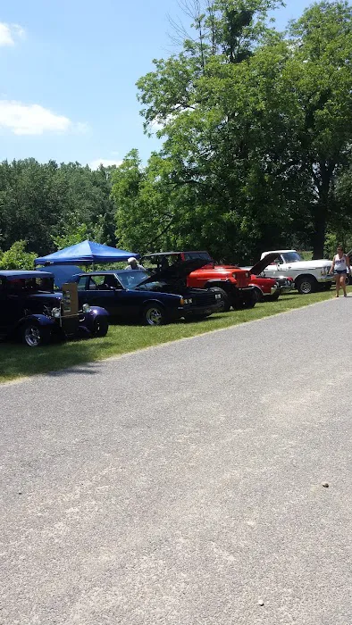 Rivergate Family Campground Picture 5