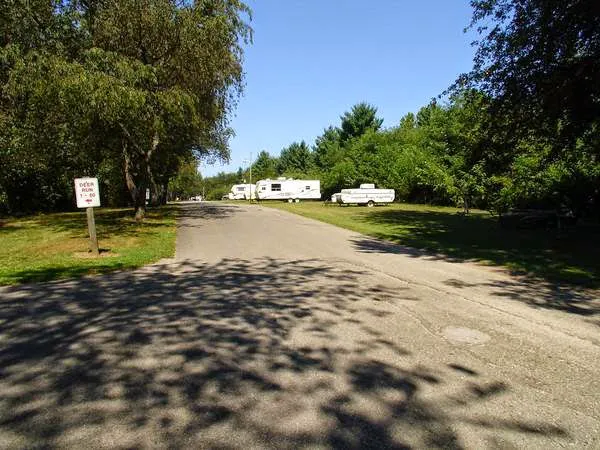 Twin Mills Campground Picture 10