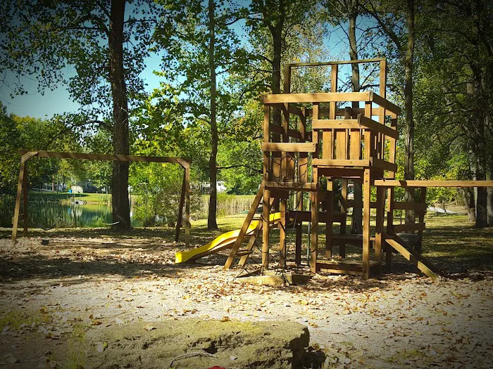 Hidden Lake Resort Picture 6