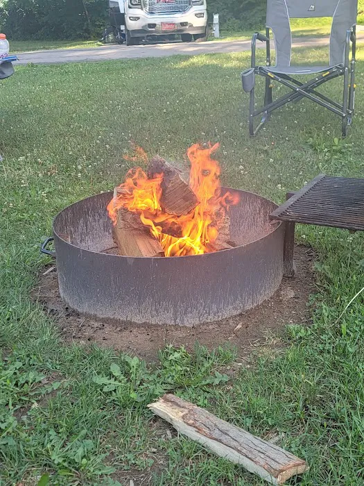Mounds State Park Family Campgrounds Picture 9