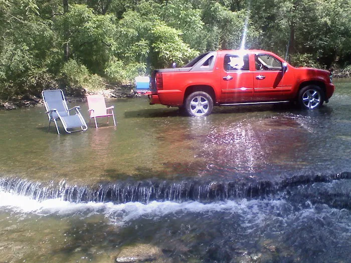 Hones Pointe Campground and park Picture 1