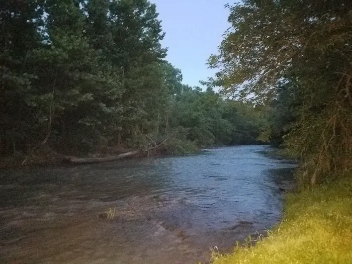 Hones Pointe Campground and park Picture 5