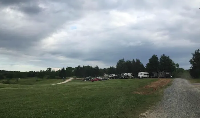 Pond View Campground Picture 1