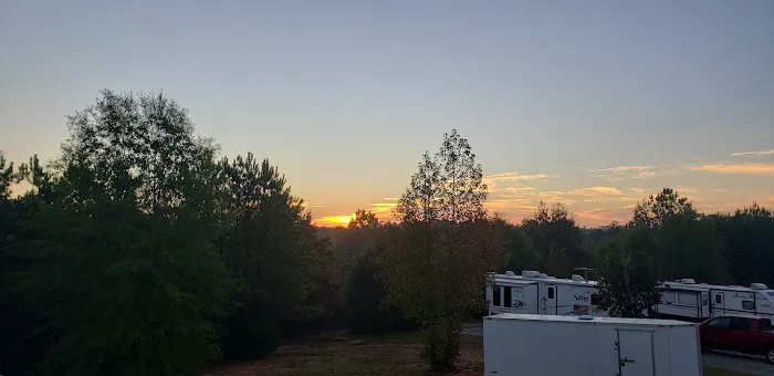 All Seasons Family Campground Picture 6