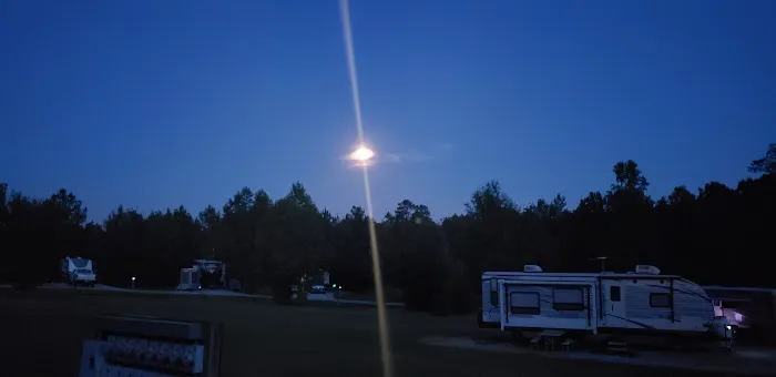 All Seasons Family Campground Picture 5