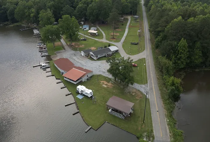 T-Roy's Landing Picture 6