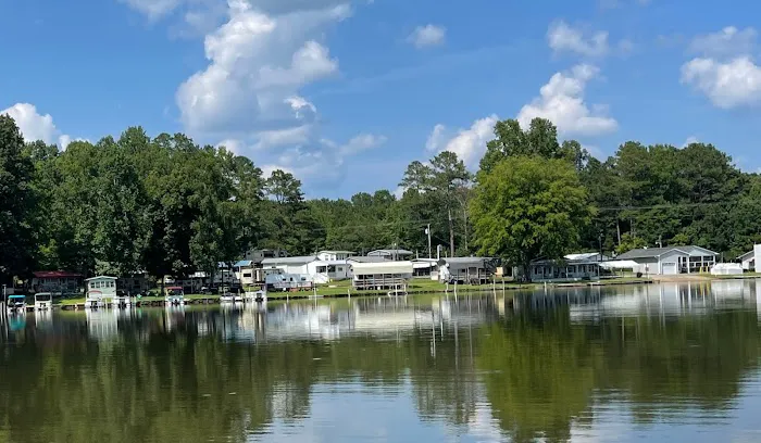 T-Roy's Landing Picture 3