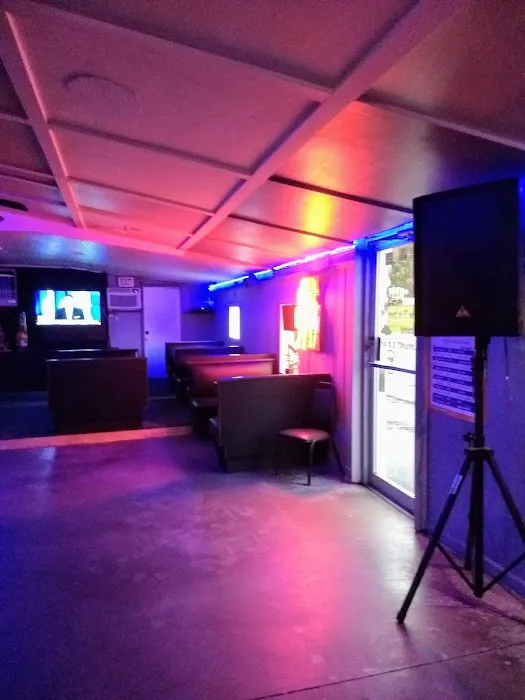 Lake View Camping & Game Room (Bar) Picture 2