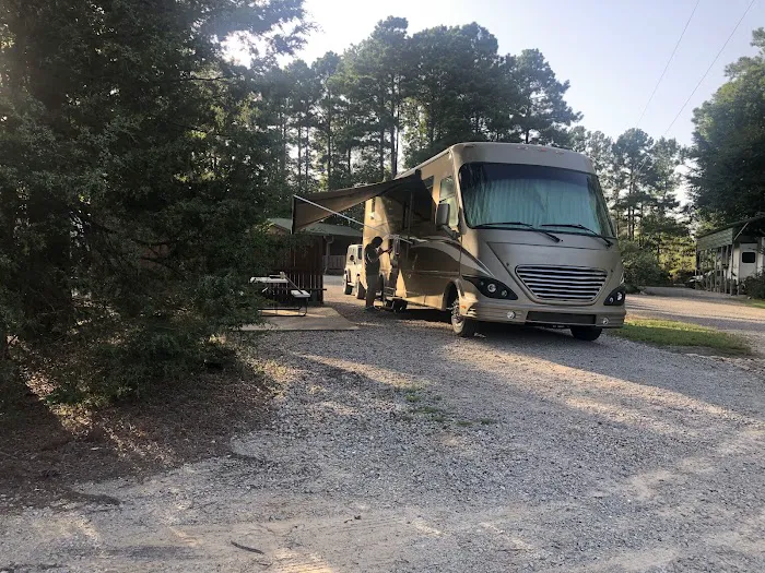 Little Cedar Creek RV Park & Campground Picture 5