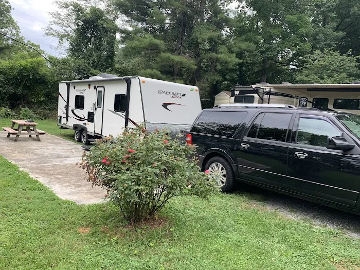 Town Mountain Travel Park Picture 10