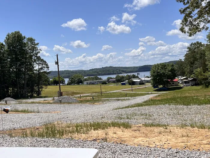 Twin Oaks Campground Picture 2