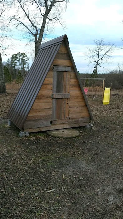 Hidden Creek Farm and Camping Pitch Picture 8