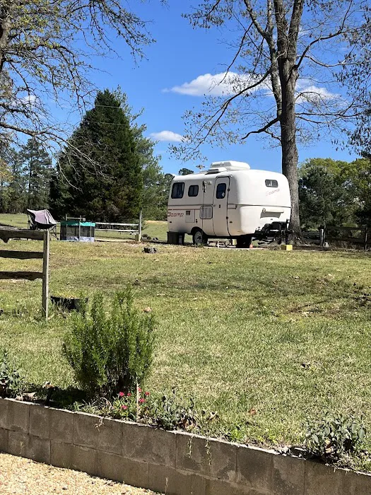 Hidden Creek Farm and Camping Pitch Picture 10