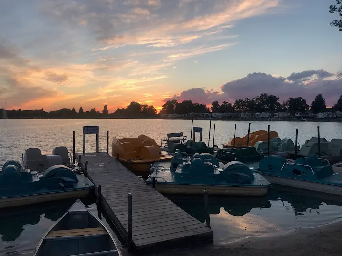 Campgrounds-R-Us Picture 6