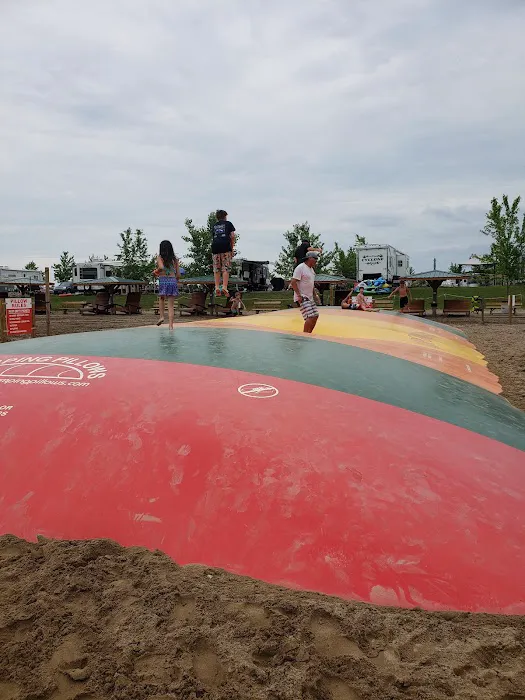 Campgrounds-R-Us Picture 1