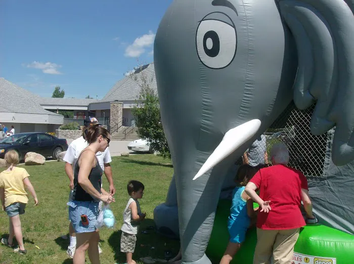 Lake Shore Resort Picture 9