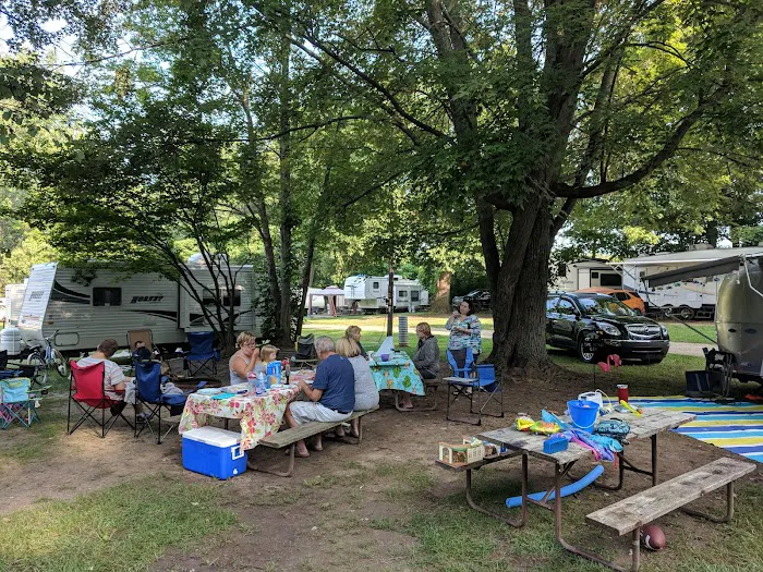 Genesee-Otter Lake Campgrounds Picture 3