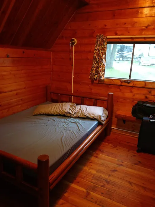 Elkhart Co. / Middlebury KOA Holiday Picture 1