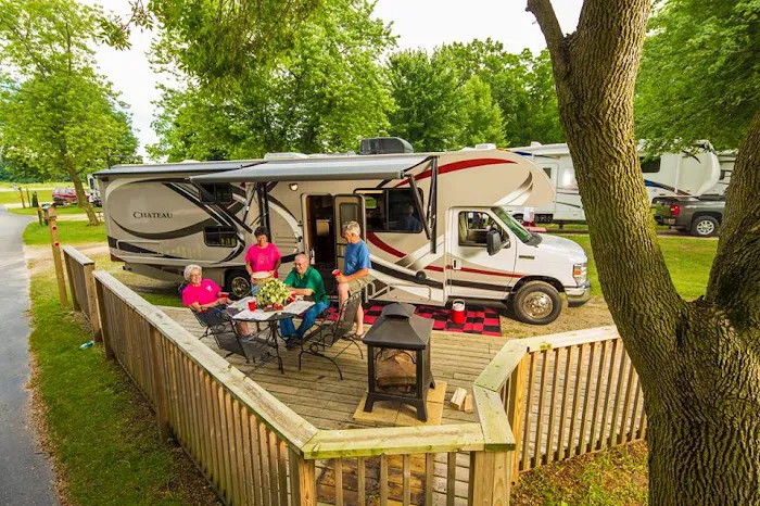 Elkhart Co. / Middlebury KOA Holiday Picture 7