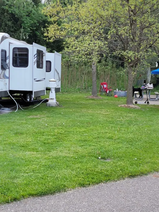 Markin Glen Campgrounds Picture 5