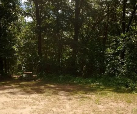 Yankee Springs Deep Lake Rustic Campground