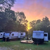 Whispering Waters Campground ico