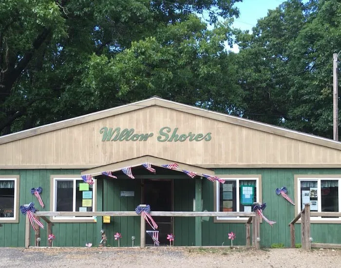 Willow Shores Picture 2