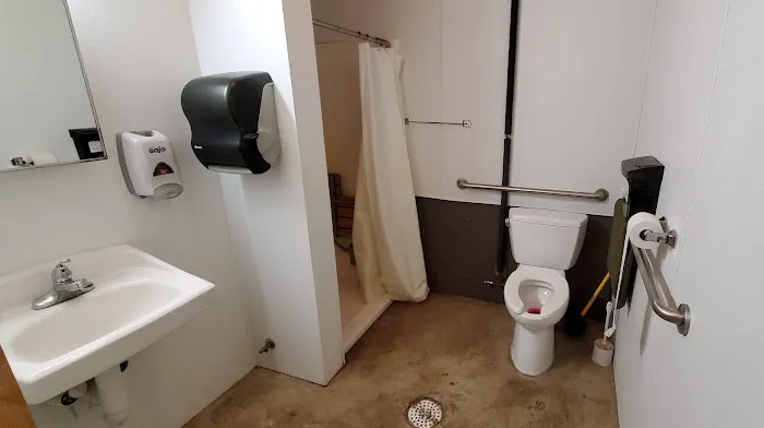 Tamarack Rotary Lodge Picture 4