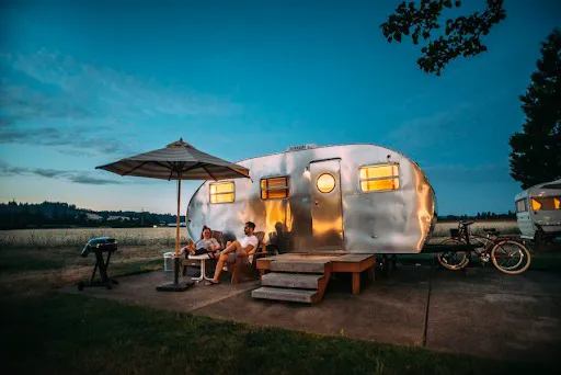 GloWood Campground Picture 10