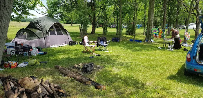 Backstage Campground Picture 3