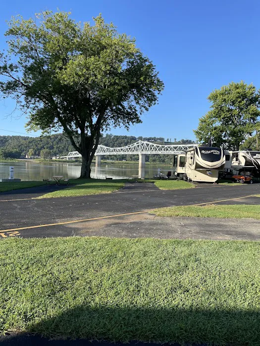 Riverview Campground Picture 4