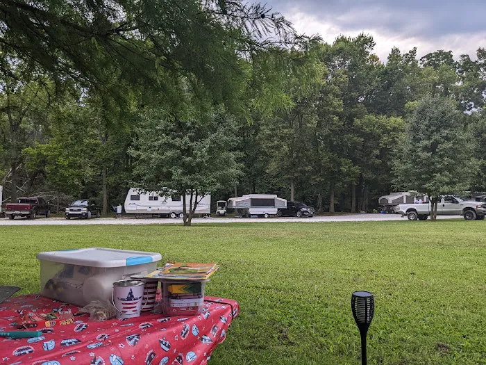 Hidden Paradise Campground Picture 3