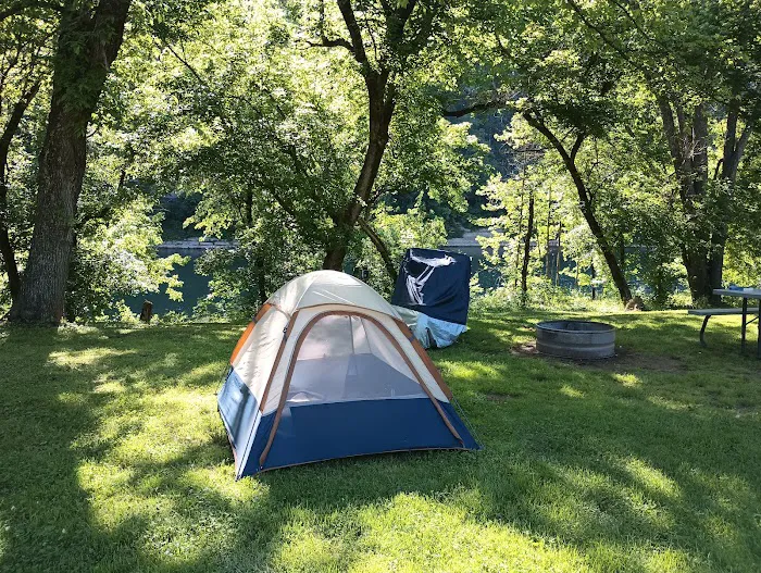 Camp On the Kentucky Picture 6